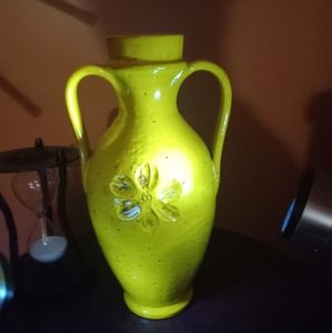THIS BEAUTIFUL ITALIAN LIME YELLOW VASE.